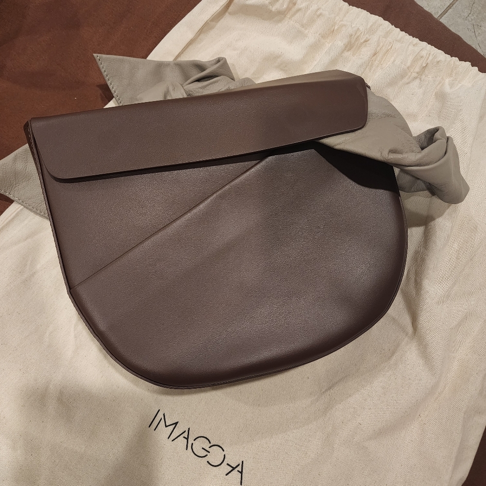 IMAGO-A No.59 Georgia Chesnut Grey Half moon shaped Bag